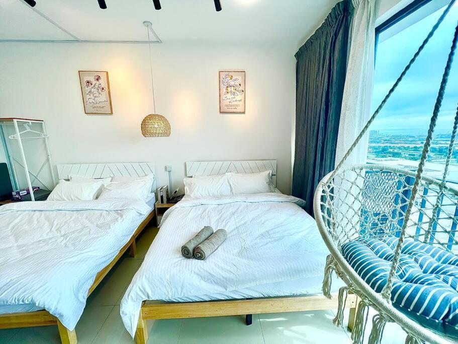 G 1-5Pax Cozy Home Trefoil Setia Alam 100Mps Wifi & Tv Sccc Extérieur photo