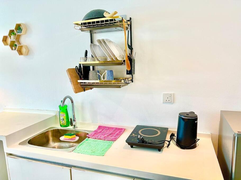 G 1-5Pax Cozy Home Trefoil Setia Alam 100Mps Wifi & Tv Sccc Extérieur photo